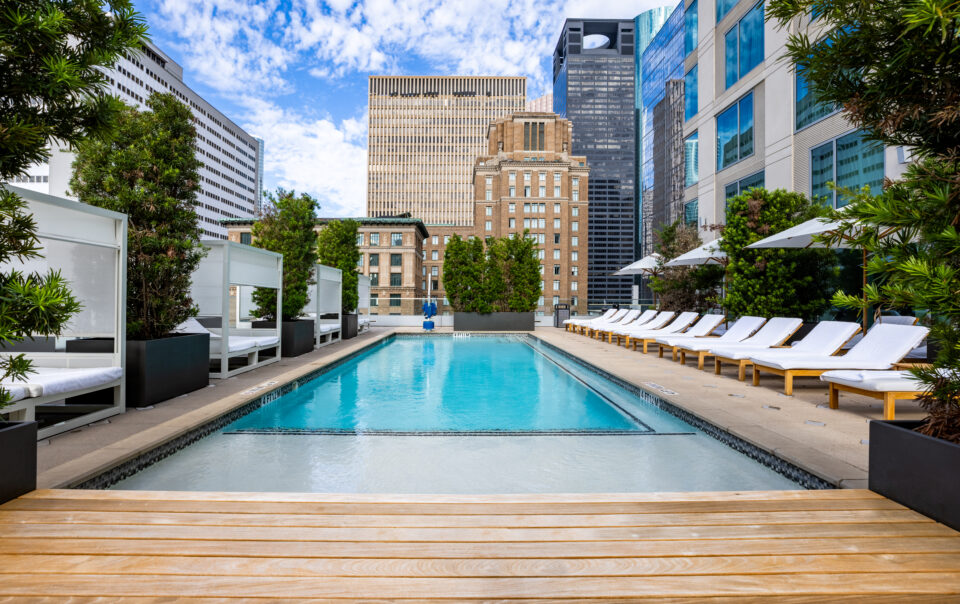 swimming pool daytime 321A9911 HDR Edit 1